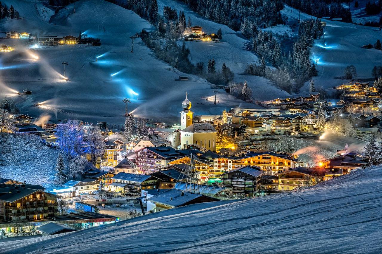 Hotel Garni Siegmundshof Saalbach Exterior foto